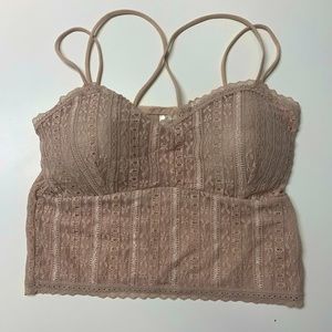 SUZY SHIER - LACE CREAM BRALETTE